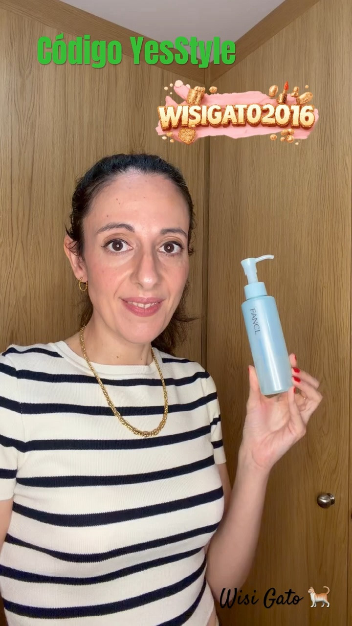 Hoy os muestro uno de mis desmaquillantes en aceite favorito, es de la marca FANCL y lo podéis encontrar en YesStyle.

Código de descuento: WISIGATO2016

#LTKespana #LTKbeauty #LTKeurope
