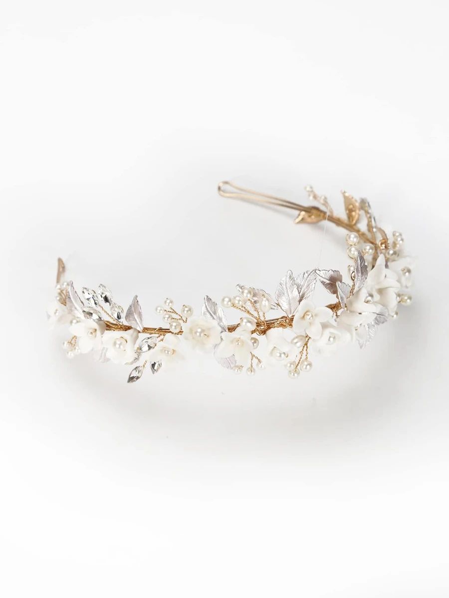Flower & Faux Pearl Decor Wedding Headband SKU: sn2302124214455111$13.10$12.45Join for an Exclusi... | SHEIN