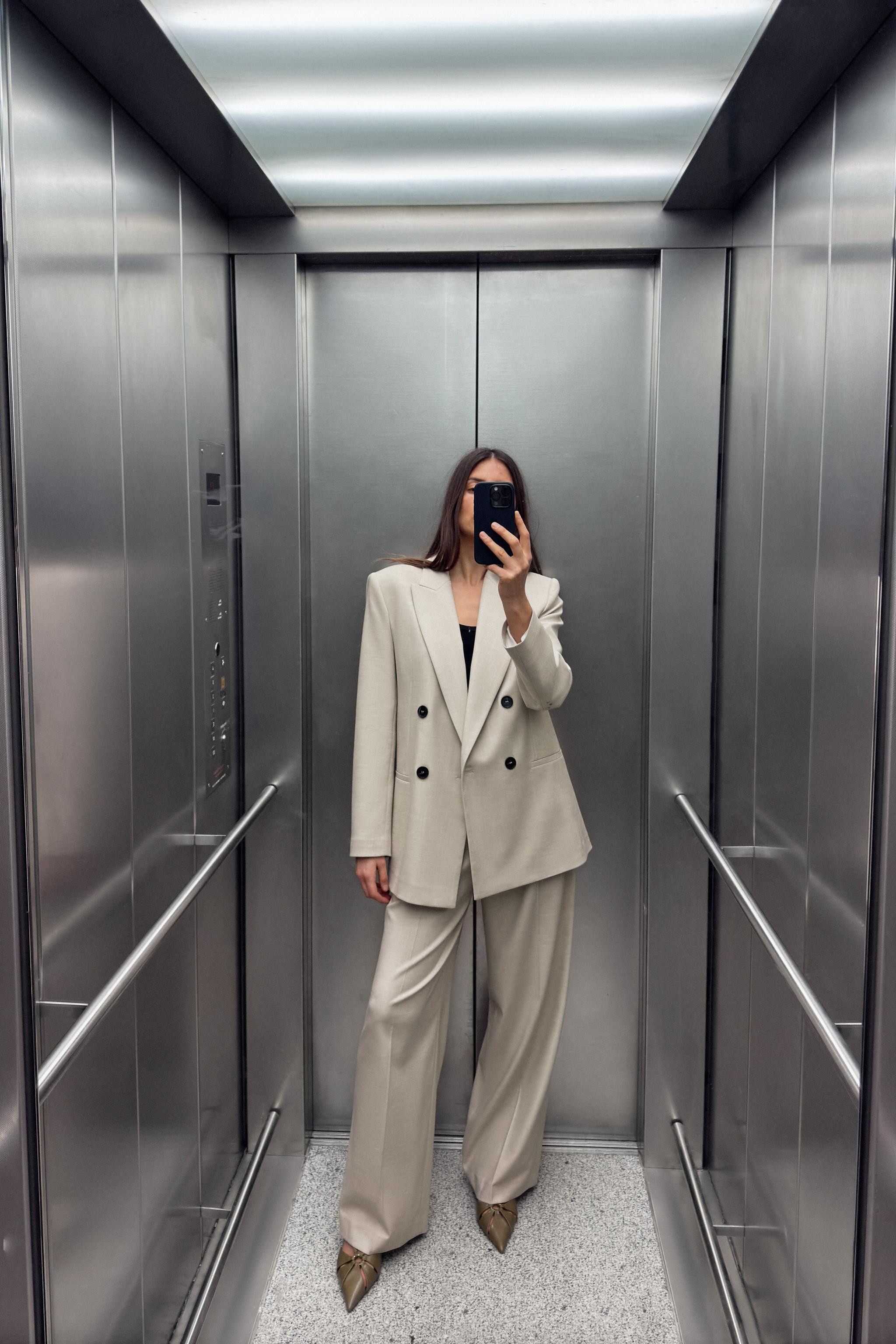 DOUBLE BREASTED SHOULDER PAD BLAZER | Zara US
