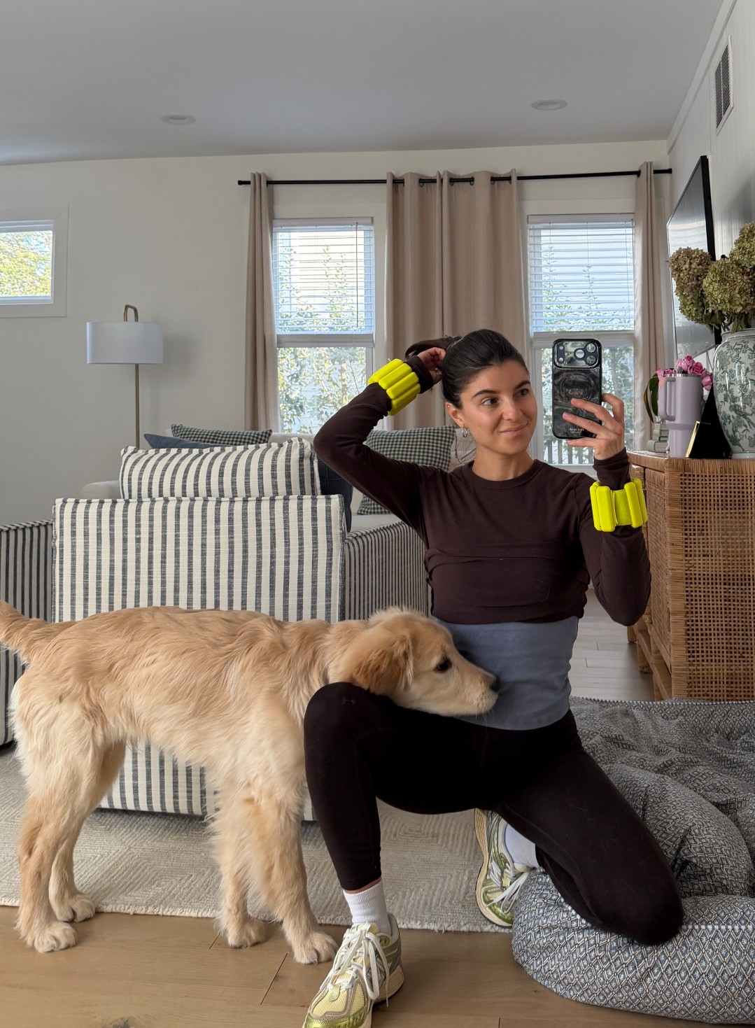 [2/20/26] morning workout fit 🤎 been getting soooo many questions about these new balance sneakers. Fully in stock +  run true, I wear size 6 

#LTKfitnessgoals #LTKdayinmylife #LTKmorningroutine