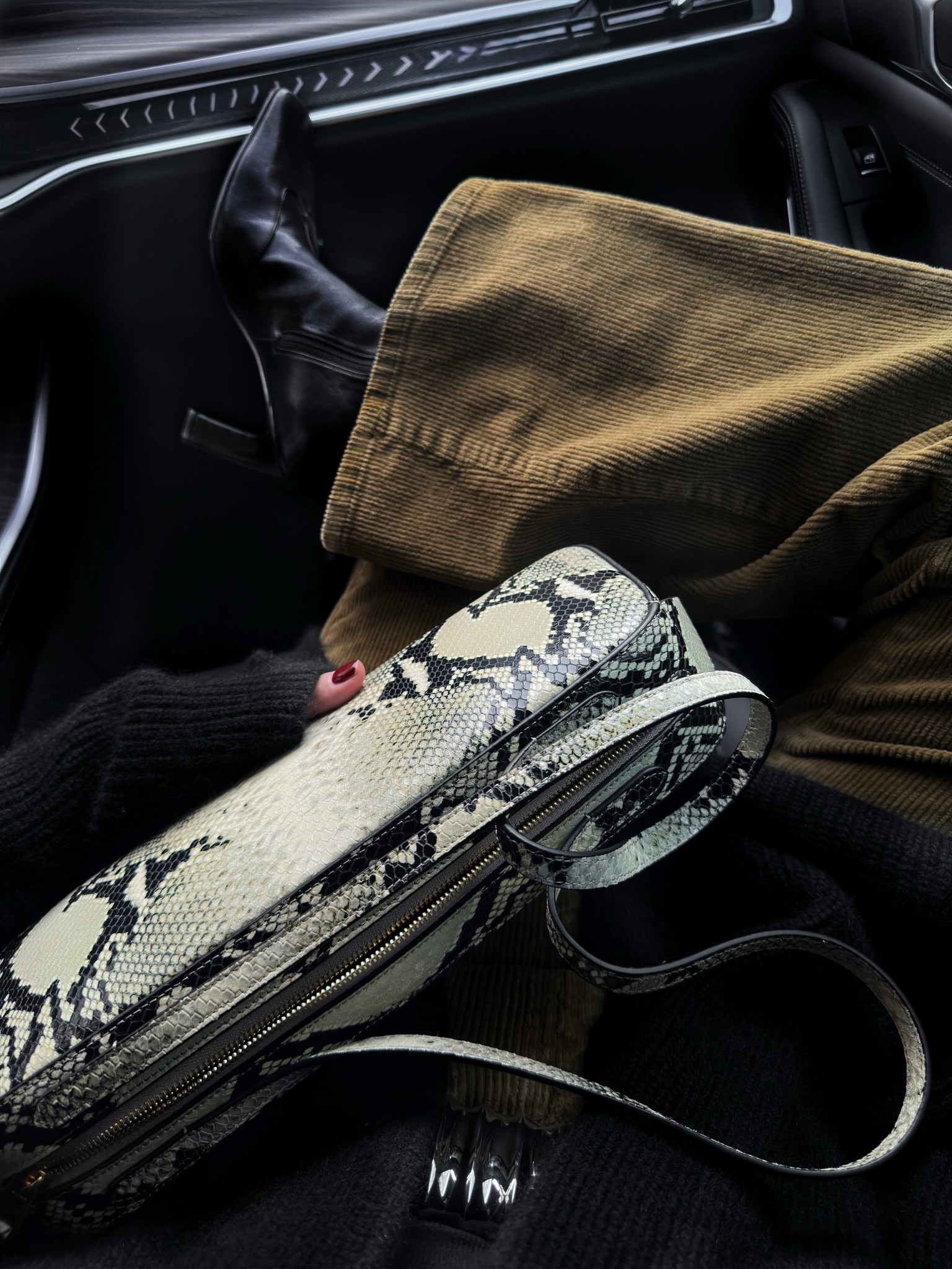 Winter outfit 

#LTKootd #LTKgrwm #LTKSeasonal