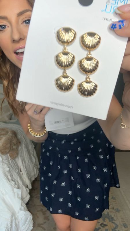 Cutest new Walmart earrings! And they’re all so affordable but great quality. Love these details. 

Walmart fashion. Statement earrings. Summer earrings. Walmart finds. 