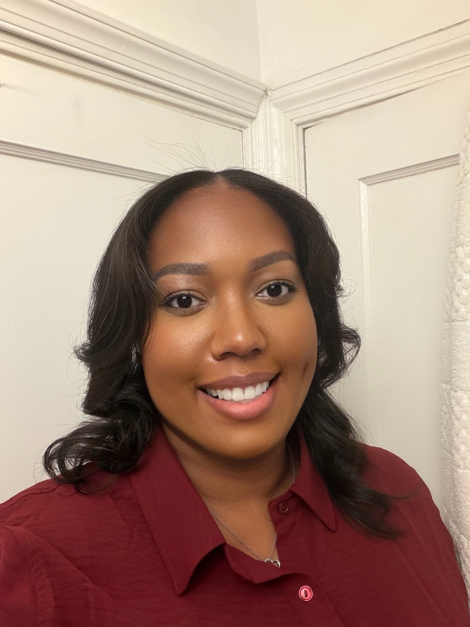 End-of-day check… and the makeup still looks good. That means the products are doing their job. About to wash my face but the glam said “one more selfie.” 💋 Linked on my LTK.

#LTKBeauty #LTKselfcare #LTKmorningroutine