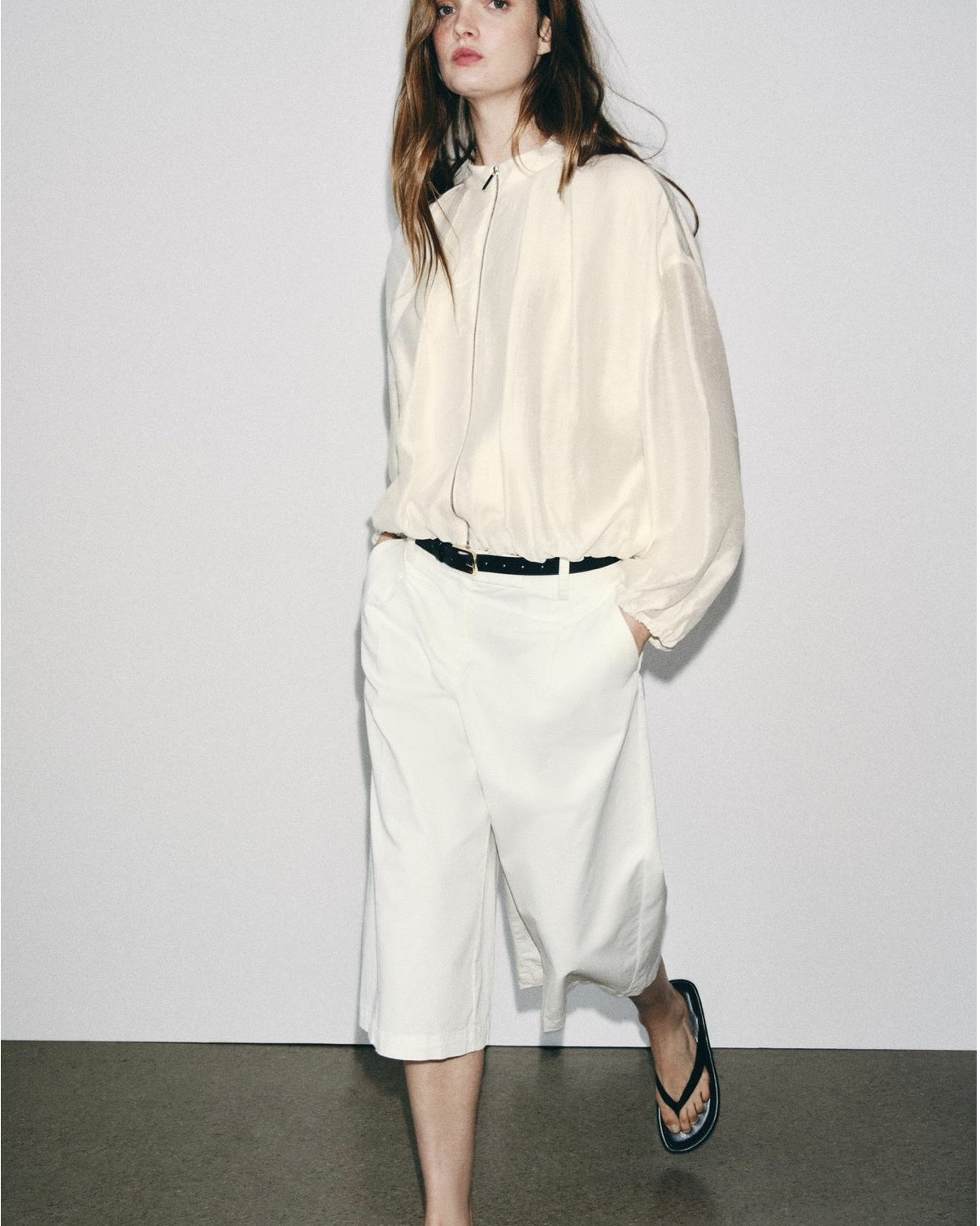Voici ma dernière commande Zara.

Quelques nouvelles pièces que j’avais envie de vous partager. Je vous montre tout ça porté très bientôt.

Retrouvez les articles et les liens sur LTK.

#zara #zarahaul #zaranewin #newin #fashionfinds #outfitinspiration #ltk #ltkcreator #shopping

#LTKFashionMonth #LTKfrance #LTKeurope