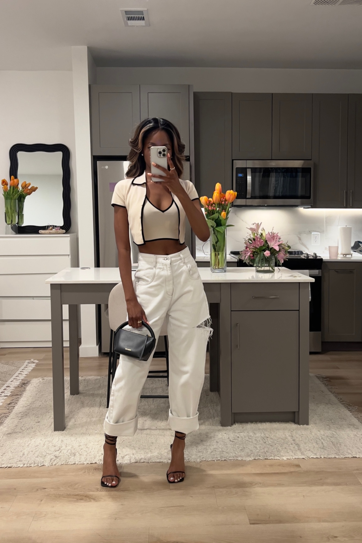 The perfect “high-low” outfit. Something casual but dressed it up with my black heels. The cropped tank is actually on sale 🤑

#LTKstyletip