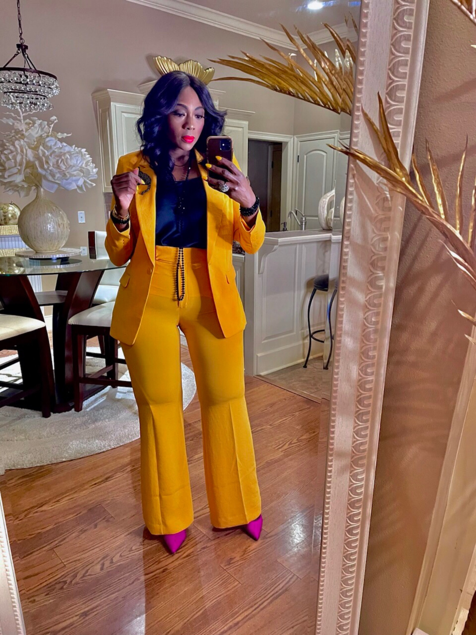 Bold Boundaries.

These items sold out, but tap the link for similar looks to help you make a statement!

#LTKOver40 #LTKFindsUnder50 #LTKGiftGuide