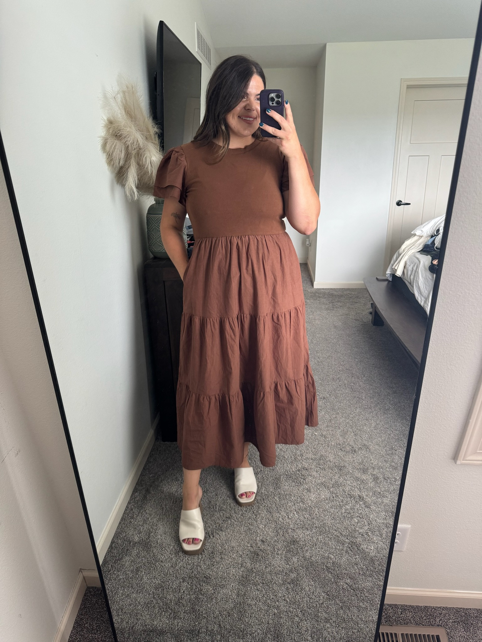Chocolate brown is the it color this fall and I’m loving it! This dress would be perfect for family photos, work, brunch, etc. 

Fall dress, fall family photos, teacher outfit, work outfit, fall outfits 

#LTKStyleTip #LTKSeasonal #LTKMidsize