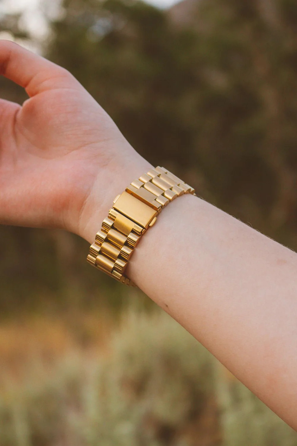 Essential Gold Apple Watch Band | Shop Andi