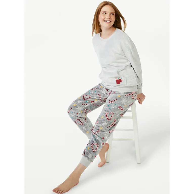Joyspun Women's Plush Cocoa Long Sleeve Top and Pants Pajama Set, 2-Piece, Sizes up to 3X - Walma... | Walmart (US)