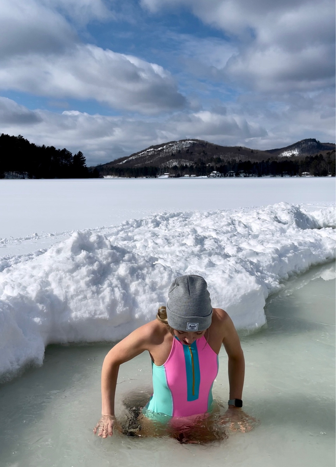 Cold plunge 🥶❄️ 

#LTKfit #LTKunder50 #LTKswim