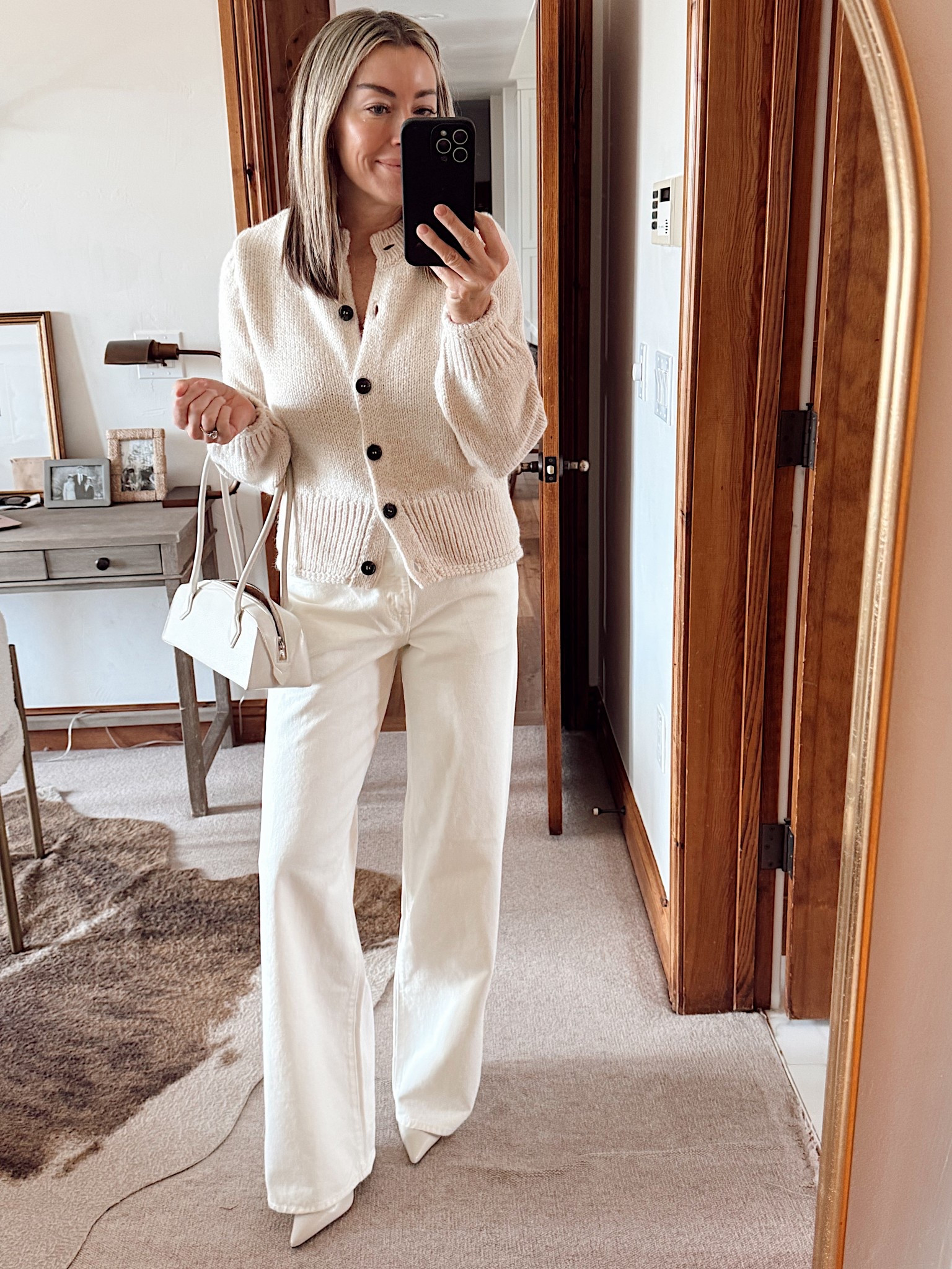 Winter whites 🤍 this cardigan is Amazing, feels designer & under $100