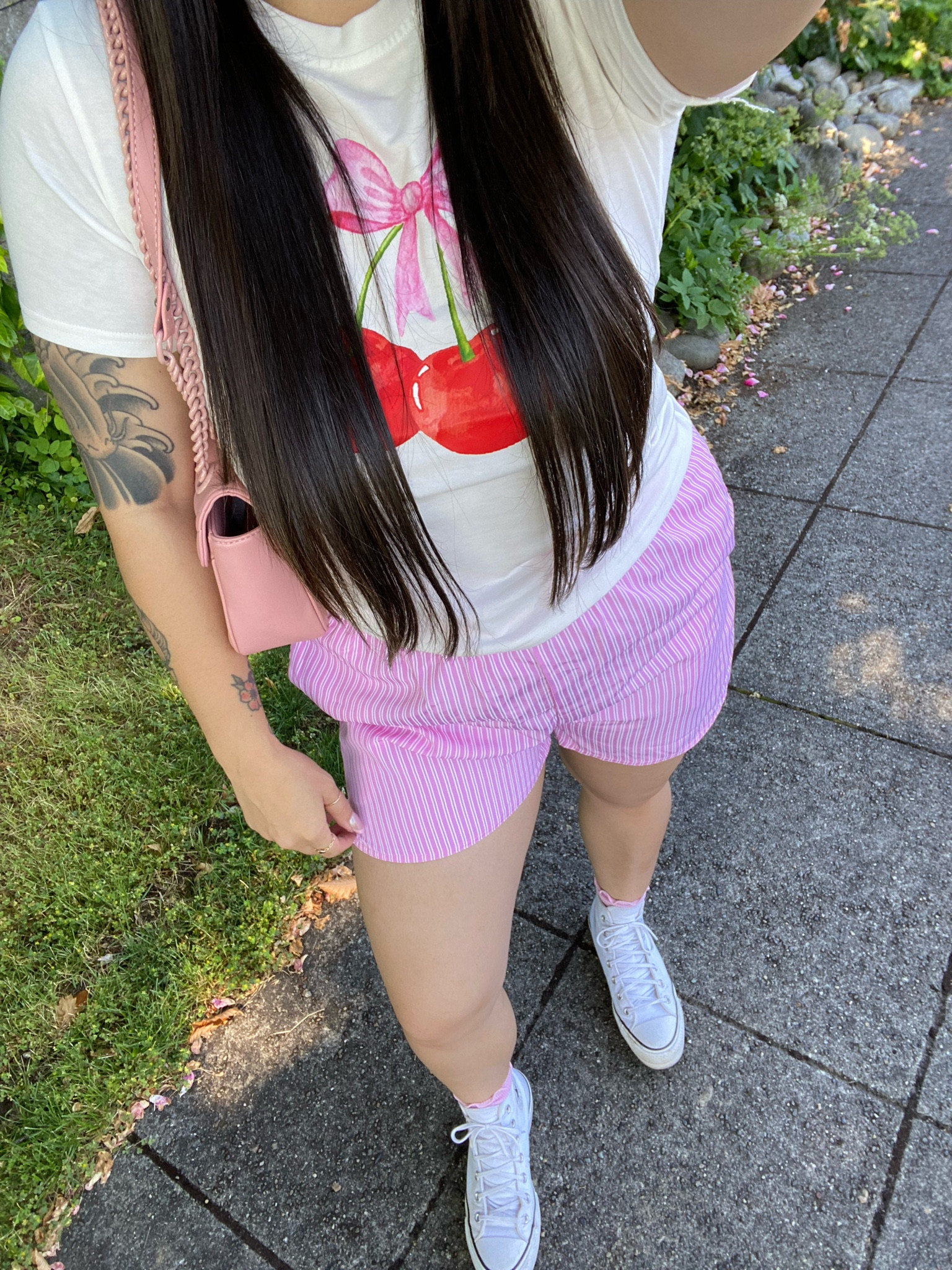 comfy summer outfit inspo

I would go up in size in these, wearing a large could have gotten an xl

#LTKFindsUnder50 #LTKFindsUnder100 #LTKStyleTip