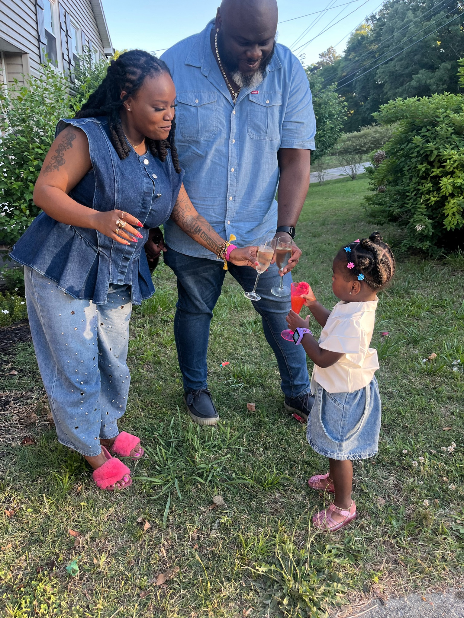 One thing about Old Navy denim… it’ll make you actually WANT to get dressed every day 😭 Comfy, flattering, easy to style, and perfect for keeping your everyday looks cute without even trying.

Shop my favorite Old Navy denim pieces now on my LTK.

#ShoppingWithPriiincesss #OldNavyStyle #OldNavyDenim #DenimLooks #EverydayStyle #MomStyle #CasualChic #OOTDInspo #StyleFinds #AffordableFashion #DenimSeason #FashionFavorites #AtlantaMom #Atlantamom #Atlantabloggers #Atlantablogger #AtlantaCreator #Atlantacontentcreators #Atlantacontentcreator

#LTKMens #LTKKids #LTKSeasonal