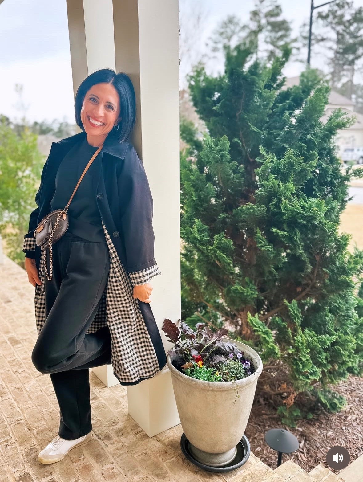Another @Vuori US set I've been loving lately. Cozy, flattering, and perfect for those cool spring mornings at the field or running errands.
Don't forget! Vuori  is offering 20% off for first-time customers during the LTK Spring Sale.


#LTKmomlife #LTKSpringSale #LTKootd