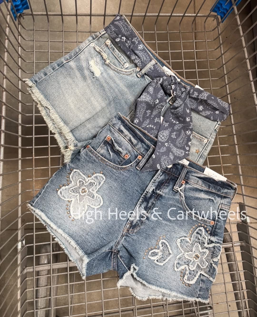 Super cute prints on these Jessica Simpson shorts!