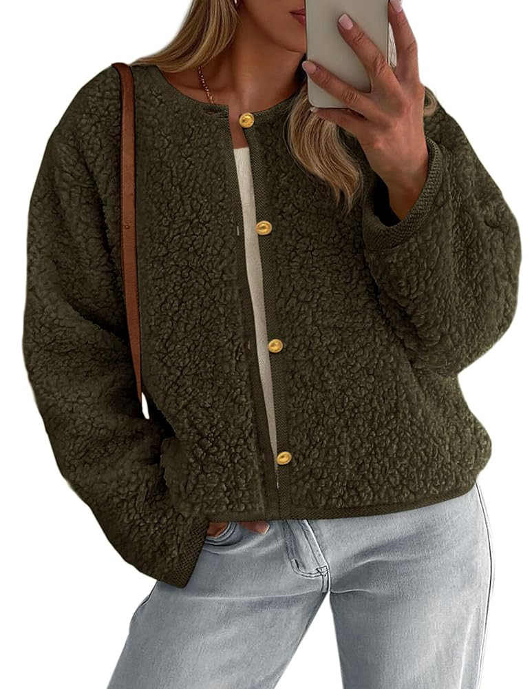 PRETTYGARDEN Women's 2025 Winter Faux Fur Coats Fuzzy Fleece Cropped Jackets Buttons Warm Casual ... | Amazon (US)