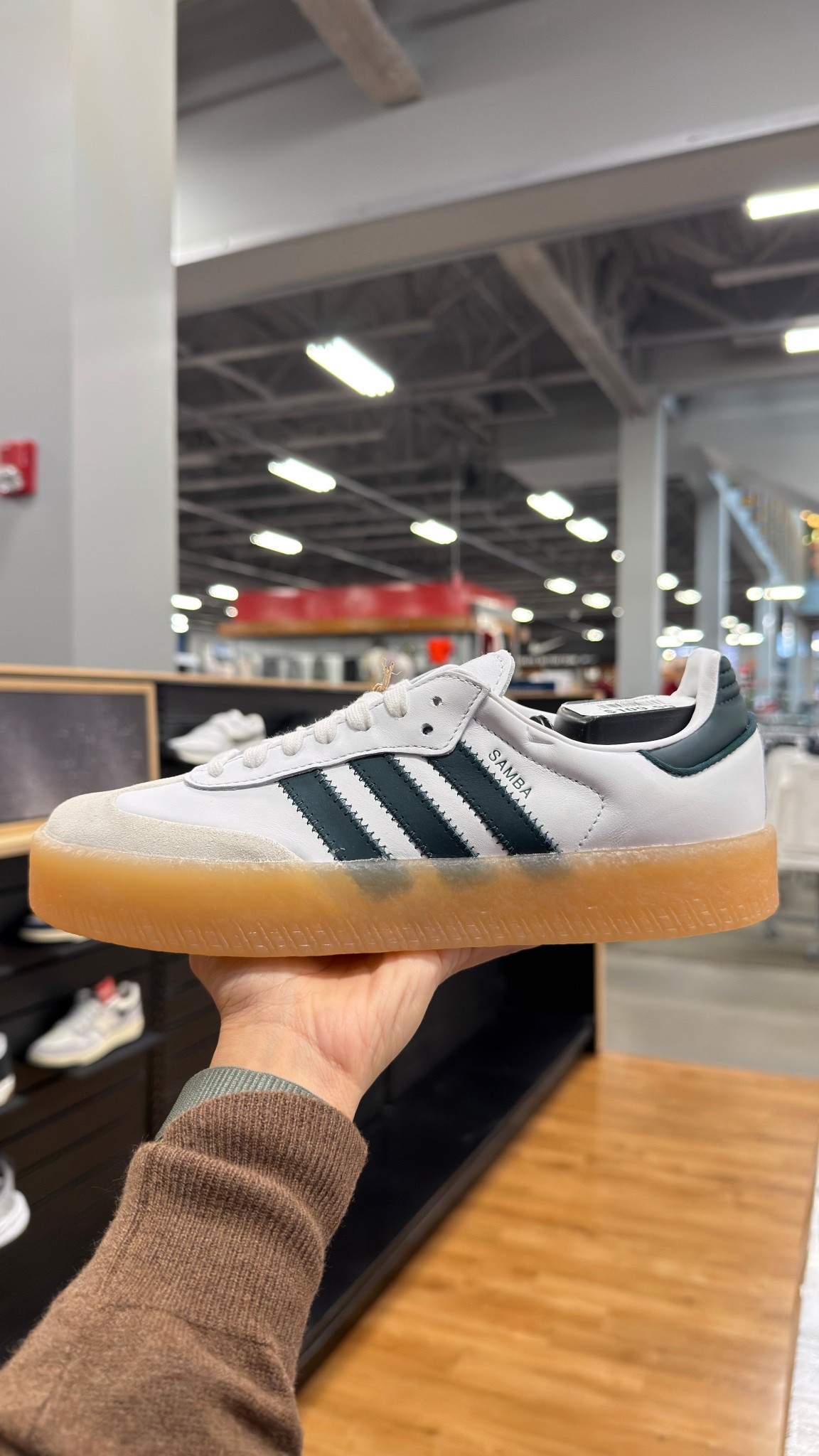 These sneakers literally go with everything! Just throw and go! 



#LTKTravel #LTKootd #LTKSaleAlert