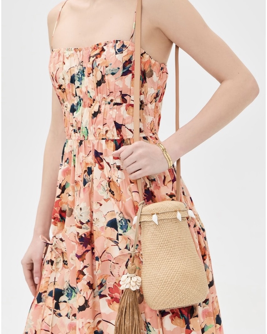 The kind of sale I can’t keep to myself.
This gorgeous Johanna Ortiz bag is marked down to $367.50, and code EXTRA25 takes an extra 25% off. Such a chic summer bag for vacations, dinners, and everyday.

#LTKSale #DesignerFind #ResortStyle #SummerAccessories #FashionDeals