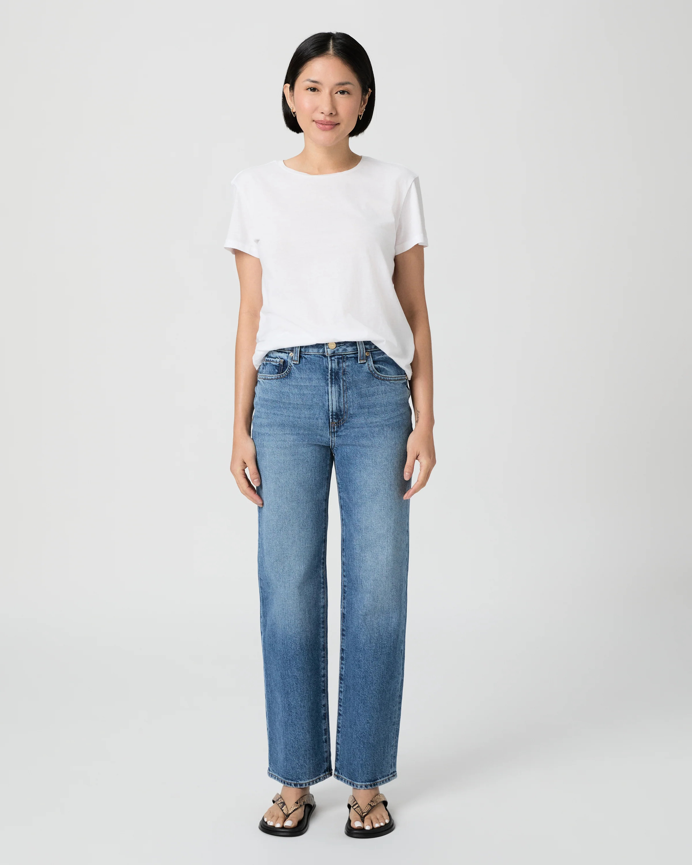 Stevie Petite Straight Jean | Paige
