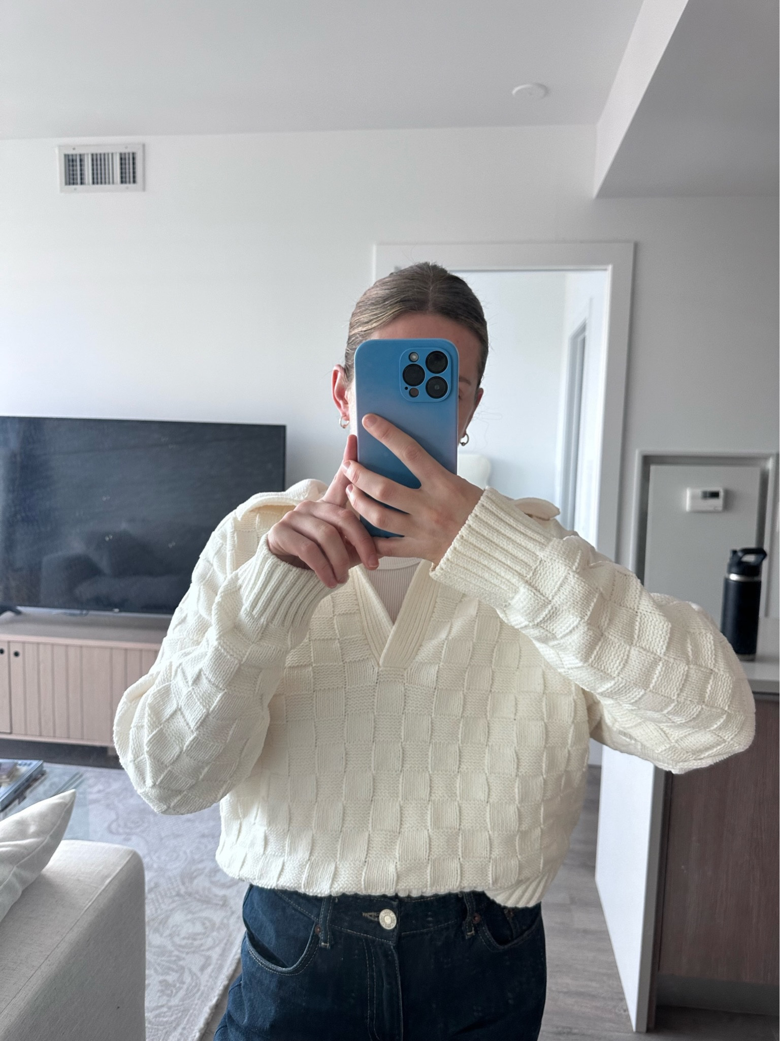 Feeling cozy and ready to be productive today! Wearing this sweater that’s no longer available on Abercrombie:( linked some similar options below. #OutfitRepeater #Abercrombie #BreakYourBudget

#LTKHome #LTKStyleTip #LTKWorkwear