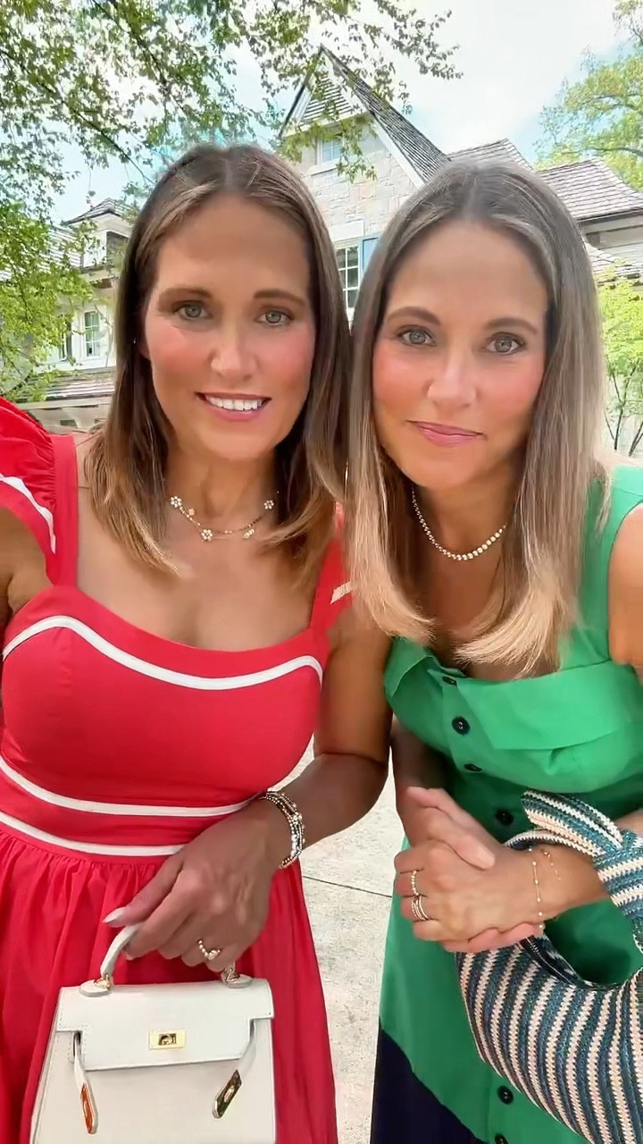 Looking great at any age with @avara is easy to do!

#LTKStyleTip #LTKOver40