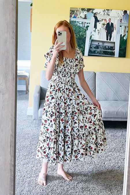 Great everyday flowy dress - can dress up or down, very versatile. I love pairing this with a cropped sweater, Jean jacket, etc. 

Church dress, dresses for church, modest dress, ivy city, floral dress, petite dresses, petite hourglass, teacher outfit

💕Follow for more daily deals, cleaning + organization, and petite style inspiration 💕


#LTKsalealert #LTKstyletip #LTKSale