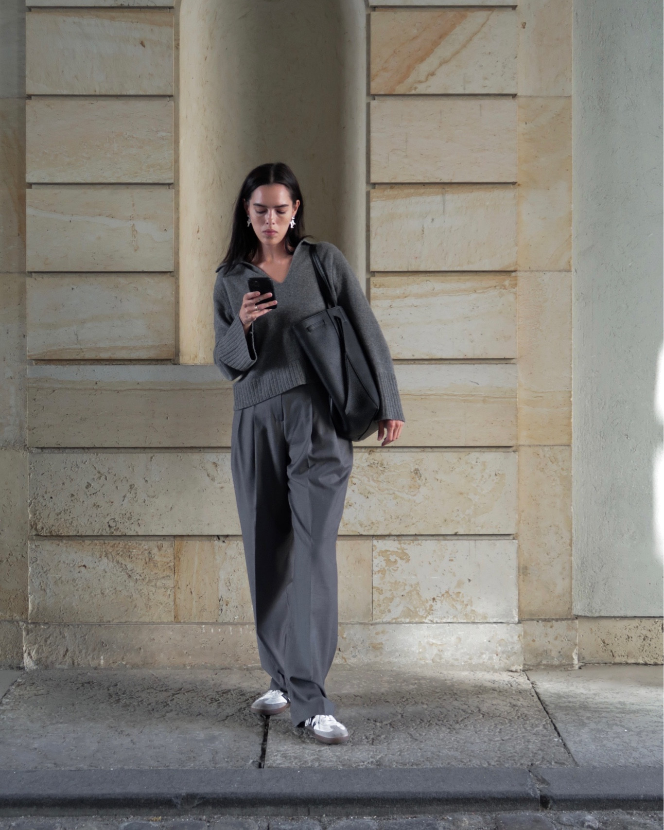 Grey fall look

#LTKstyletip #LTKeurope #LTKitbag