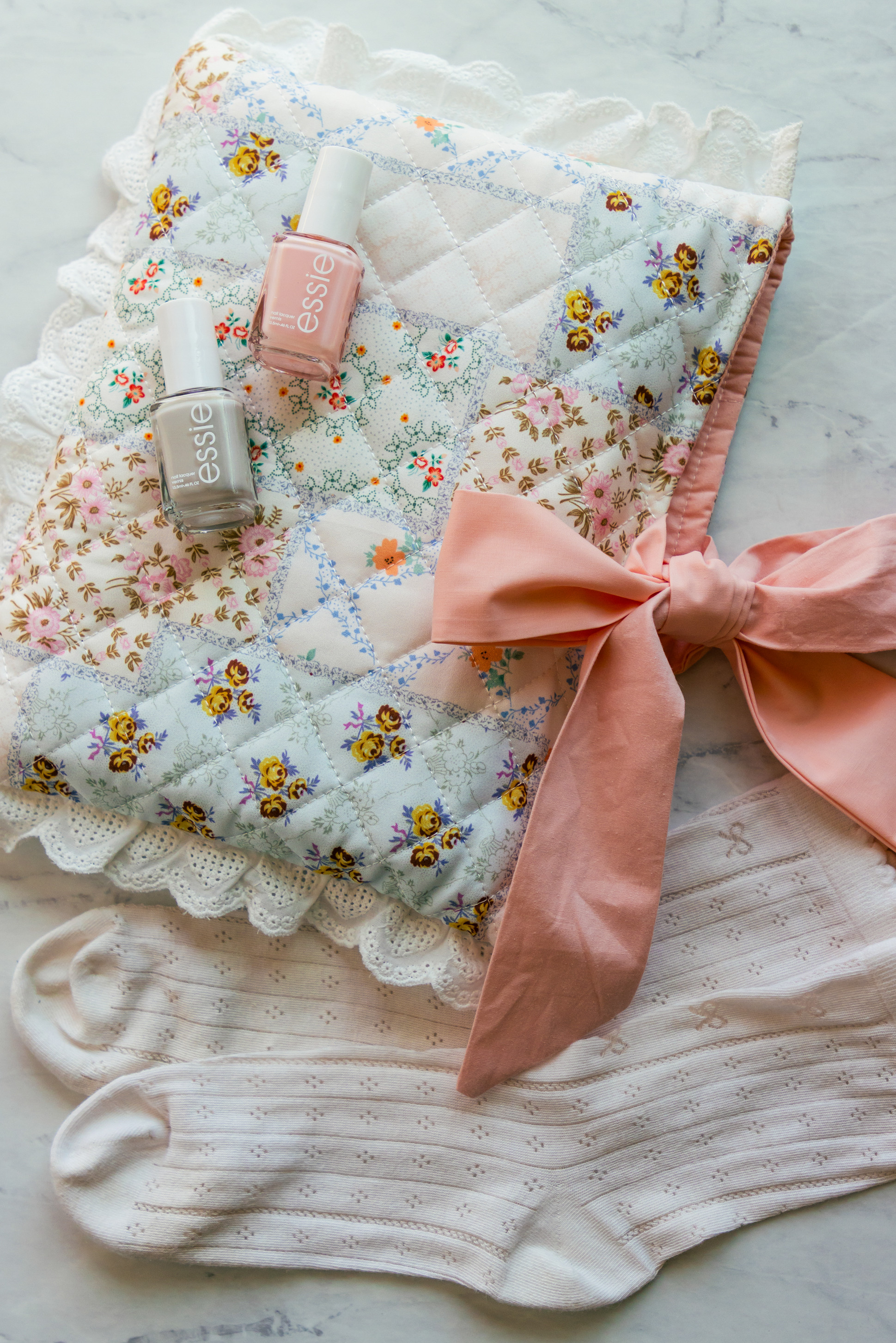 How cute is this bible cover?! It fits a 1"-1.75" book.
I'm loving frilly/girly finds these days and all of these are affordable Amazon finds!

 

 #LTKootd #LTKSaleAlert #LTKBeauty