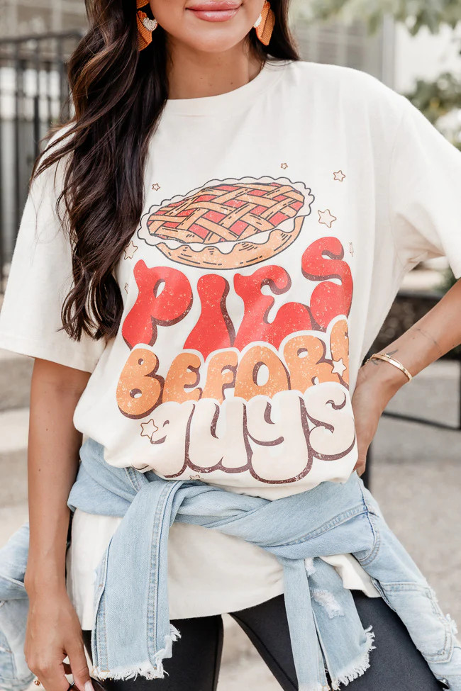Pies Before Guys Ivory Graphic Tee | Pink Lily