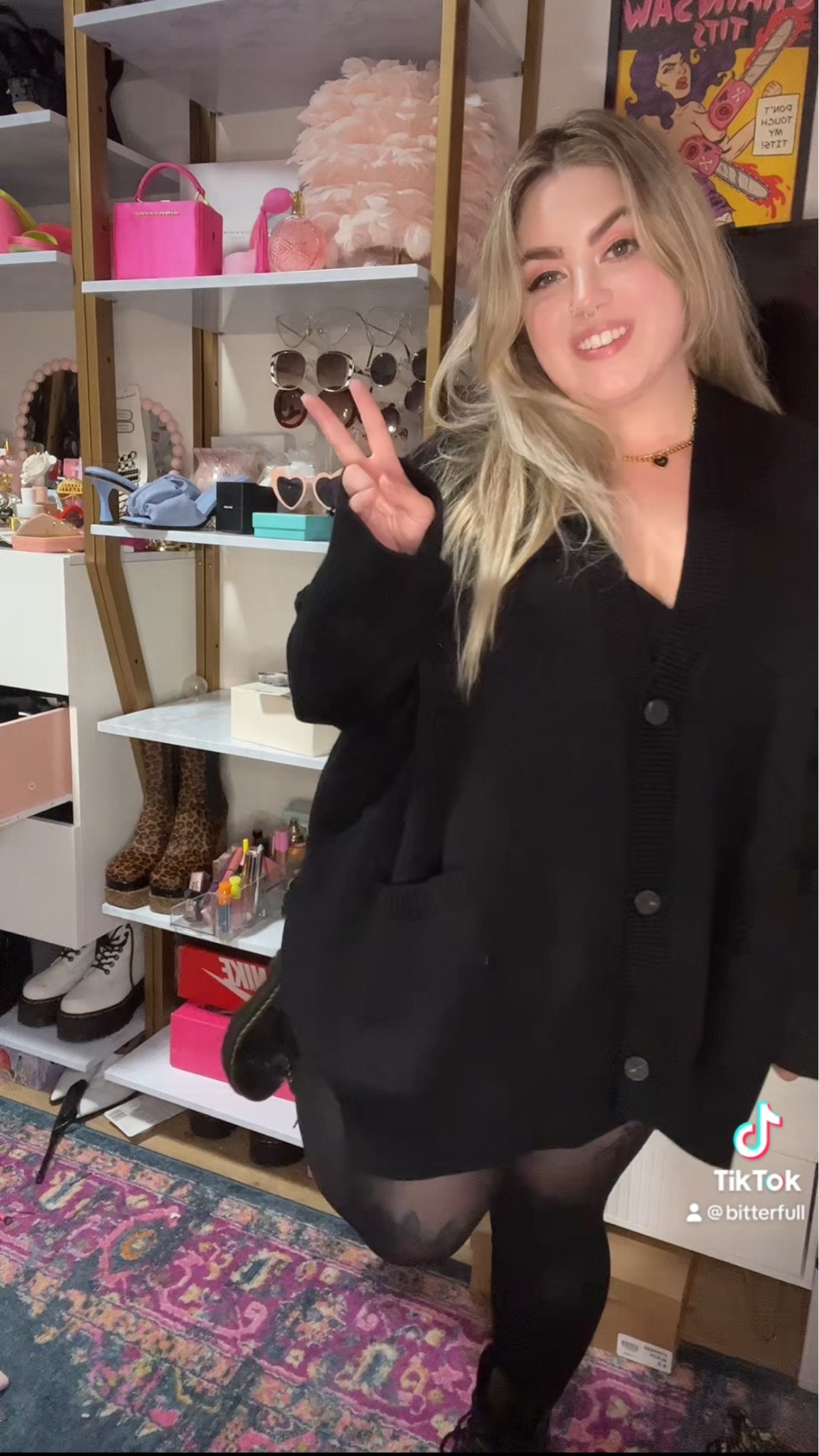 Loving this tiger sweater 🐯