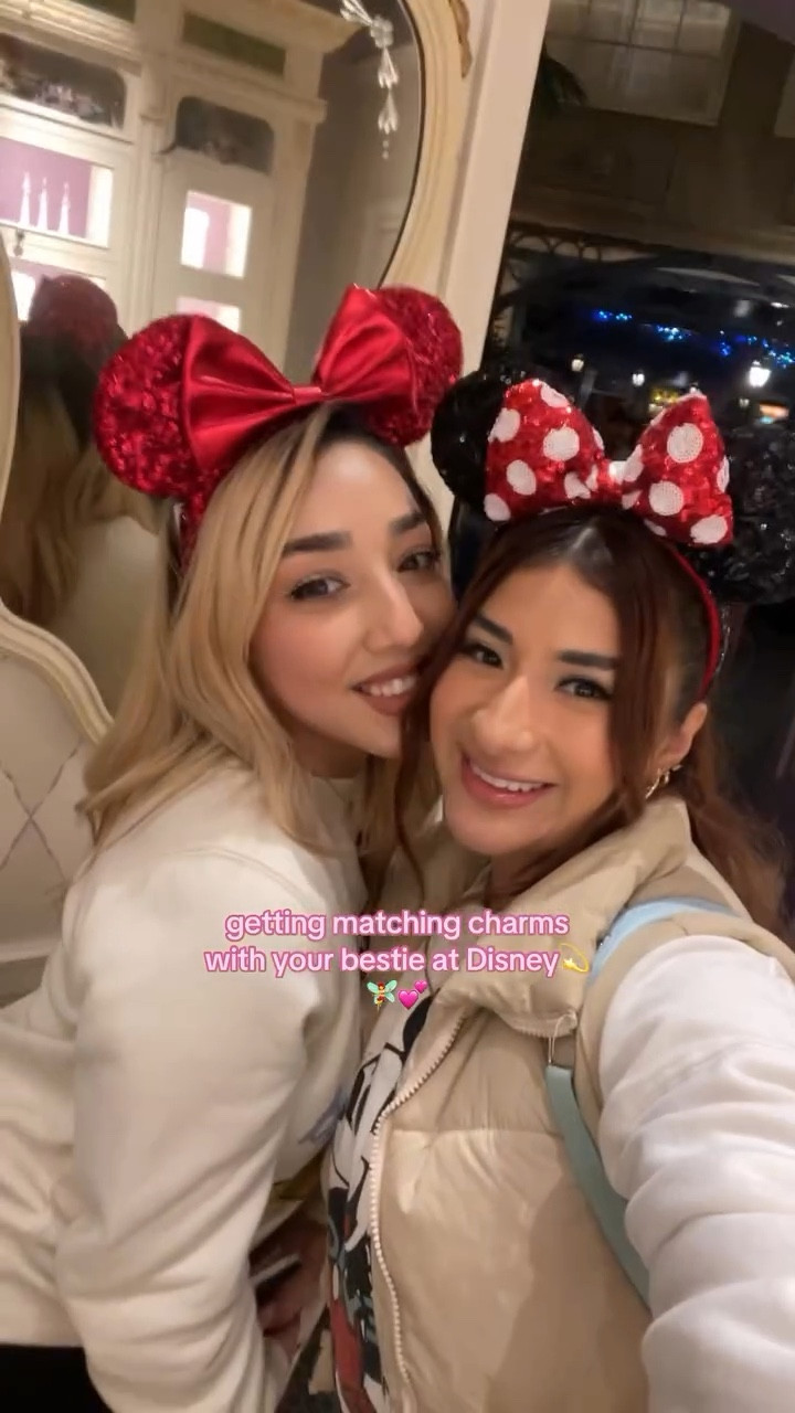 We got matching tinkerbell charms from Pandora💫🧚‍♀️💗🏰 I love Pandora!!
.
.
#disney #disneyland #pandoracharm #besties

#LTKFindsUnder100 #LTKBeauty #LTKU