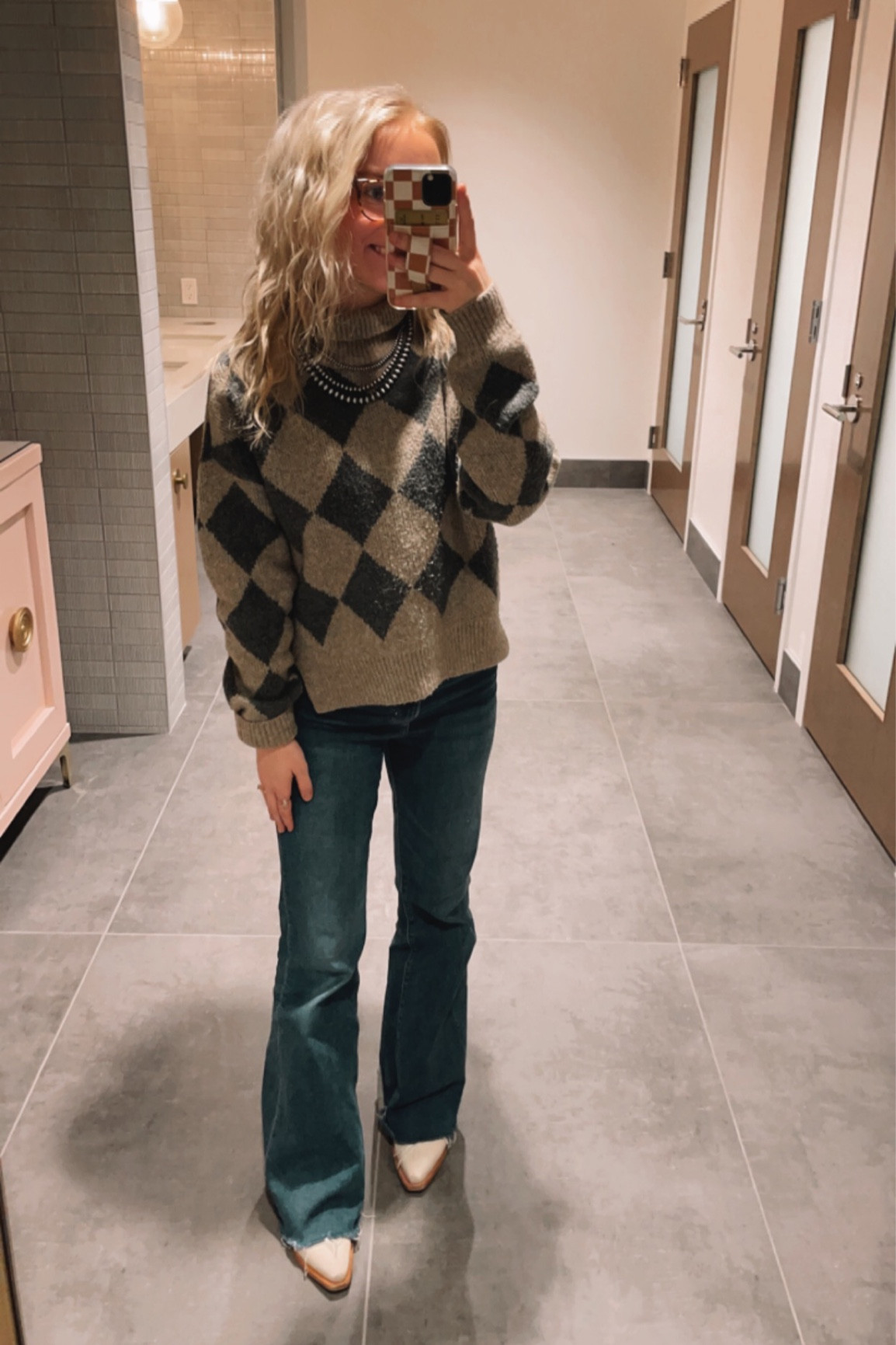 🤍happy Wednesday!

#LTKFind #LTKworkwear #LTKfit