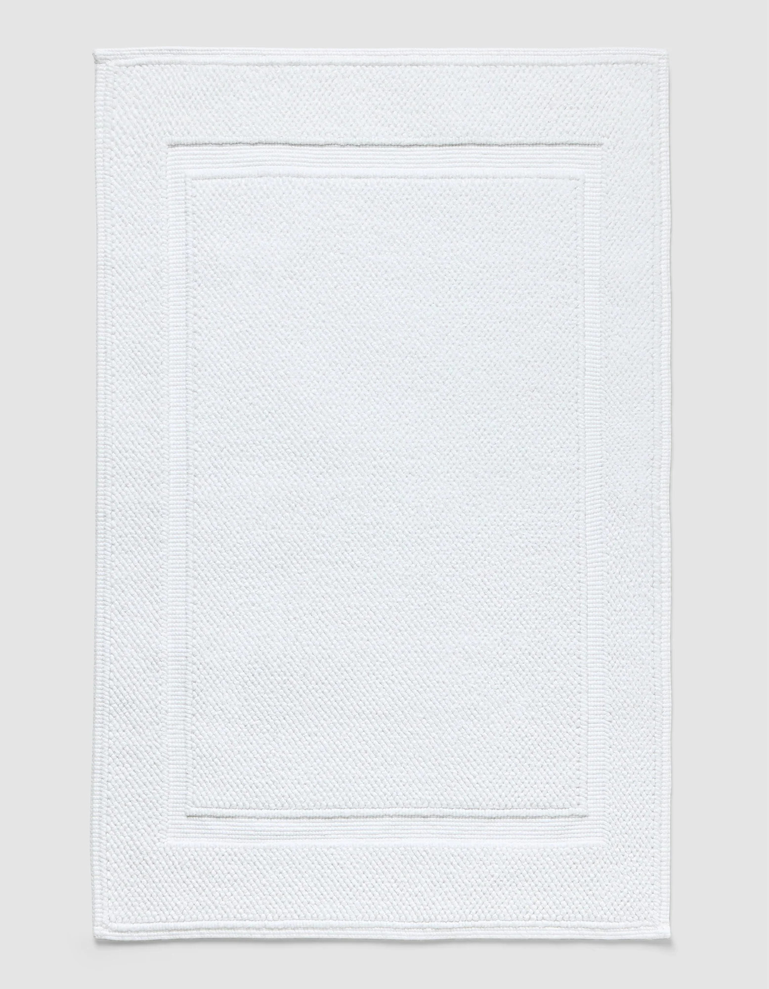 Classic Bath Mat in White - Cozy Earth | Cozy Earth