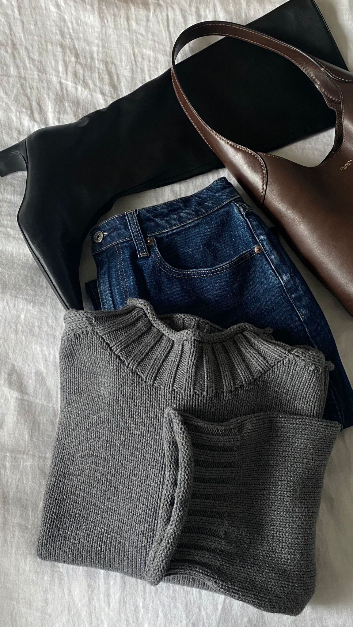 Black Friday Shopping Holiday Outfit | BR factory sale happening rn 60% off

#LTKHoliday #LTKGiftGuide #LTKCyberWeek