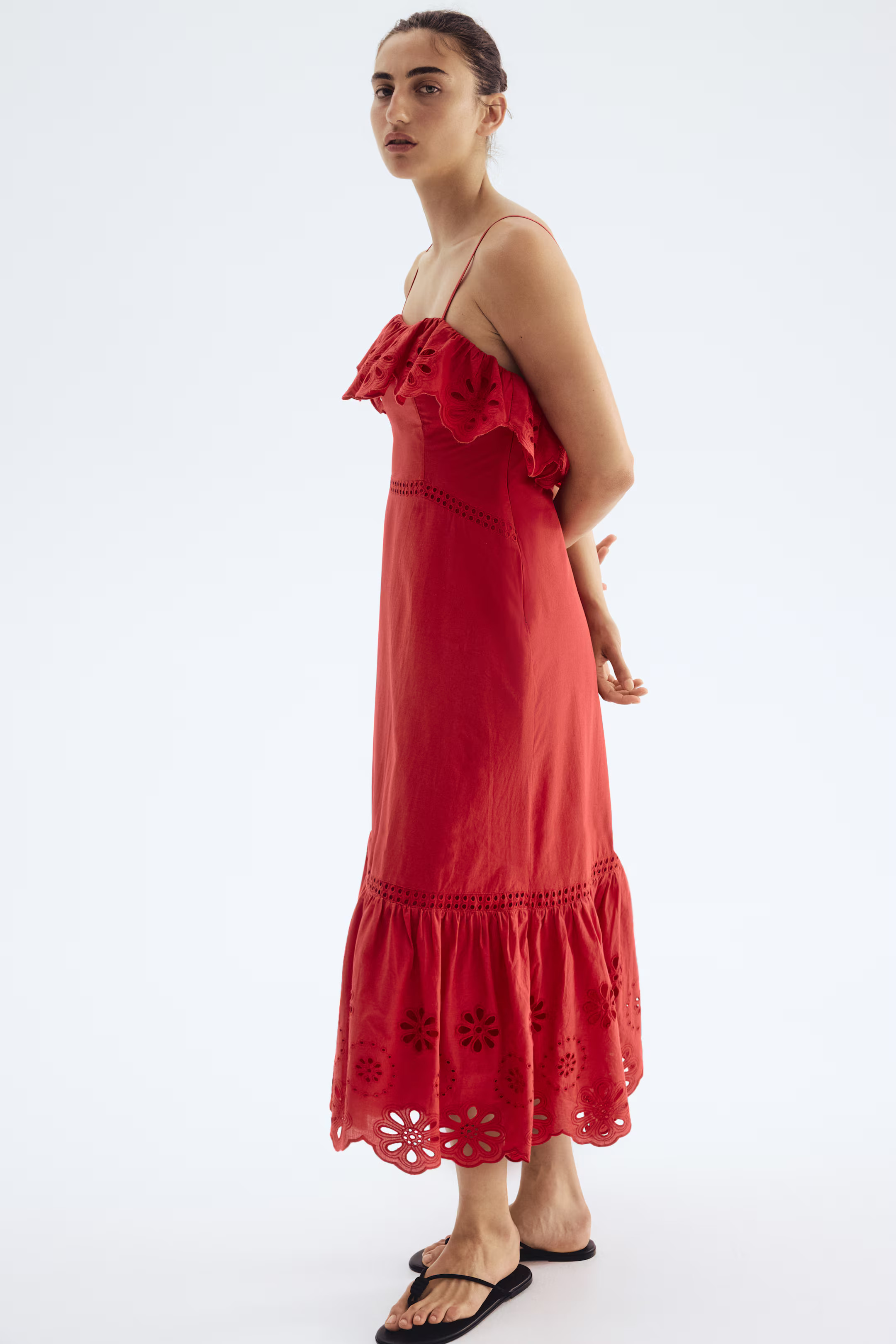 Broderie anglaise cotton dress | H&M (UK, MY, IN, SG, PH, TW, HK)