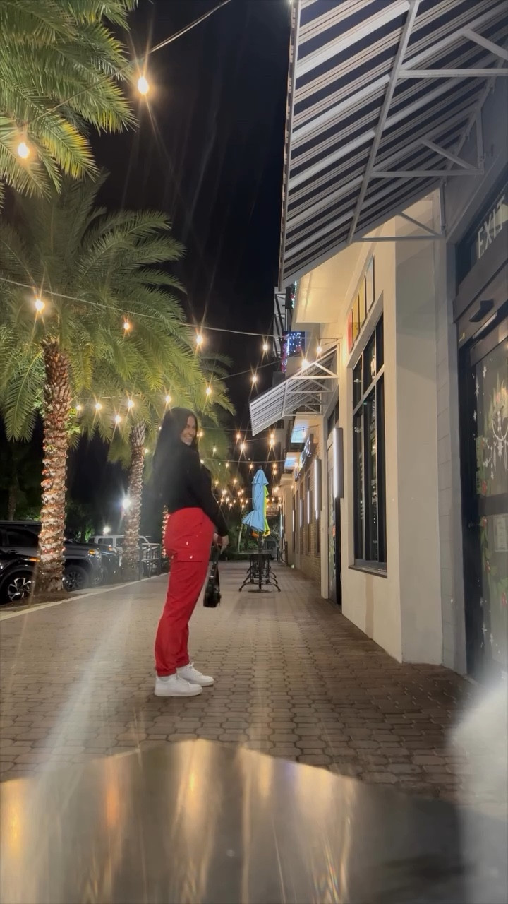 A downtown jolly joggers moment @superdown 🤭❤️