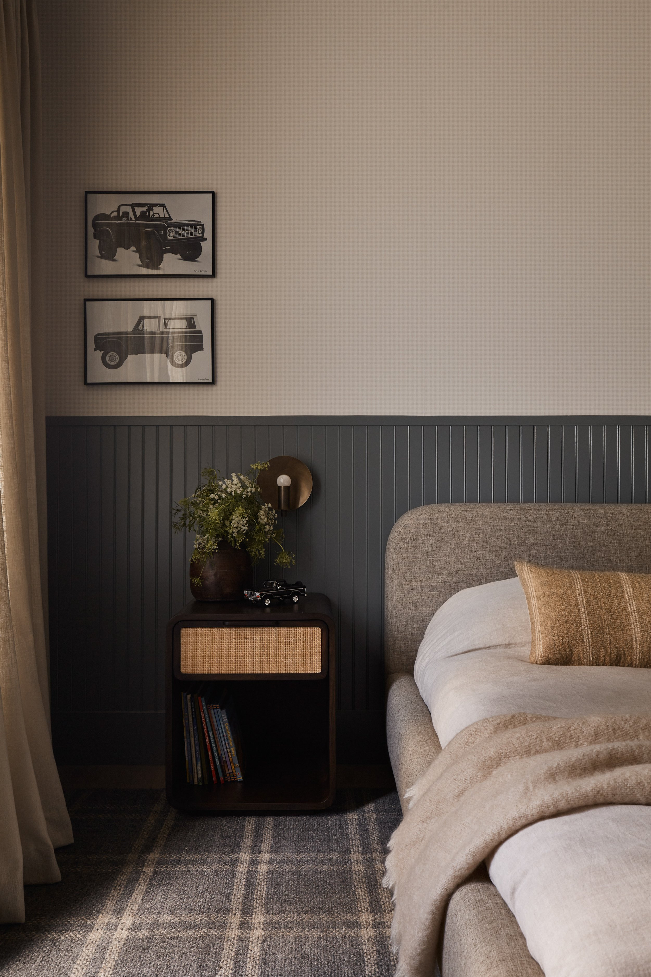 Elegant Bedroom with Layered Textures 

 #LTKcasa