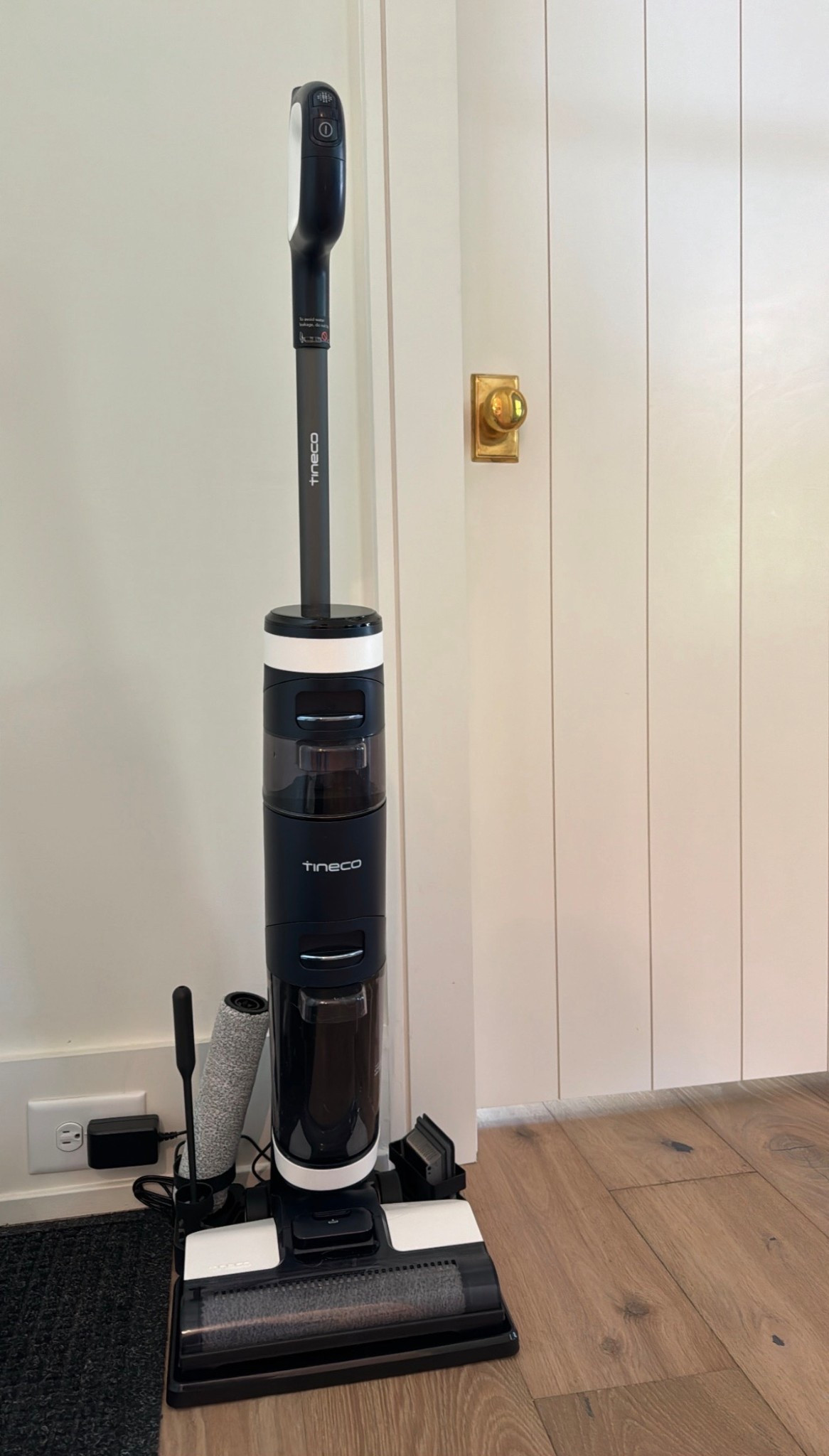 Our Tineco S3 is 60% off today! Vacuums and mops simultaneously — such a lifesaver to clean your floors clean (especially with pets and young kids). Saves us so much time & is a cleaning must have! 

Home, vacuum, mop, cleaning

#LTKmorningroutine #LTKmomlife #LTKSaleAlert