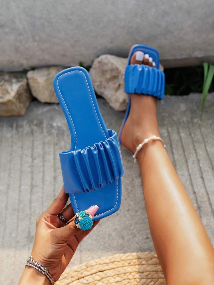 Women Ruched Detail Slide Sandals, Fashion Blue Flat Sandals | SHEIN
