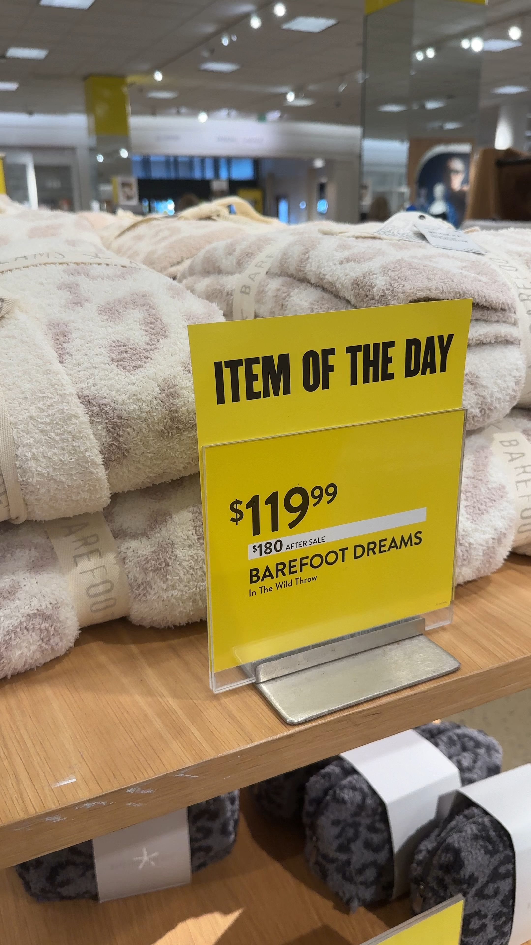 My favorite blankets of all time are on sale 🥰 This is the same blanket the Kardashians have been obsessed with for the past decade 

#LTKunder50 #LTKhome #LTKFind