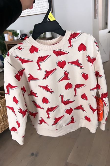 Walmart does it again! How cute is this Valentines sweatshirt for Jack? I love the colors, fit and feel of it…perfect for layering! Can’t wait for Jack to wear it!

#LTKSeasonal #LTKkids #LTKstyletip