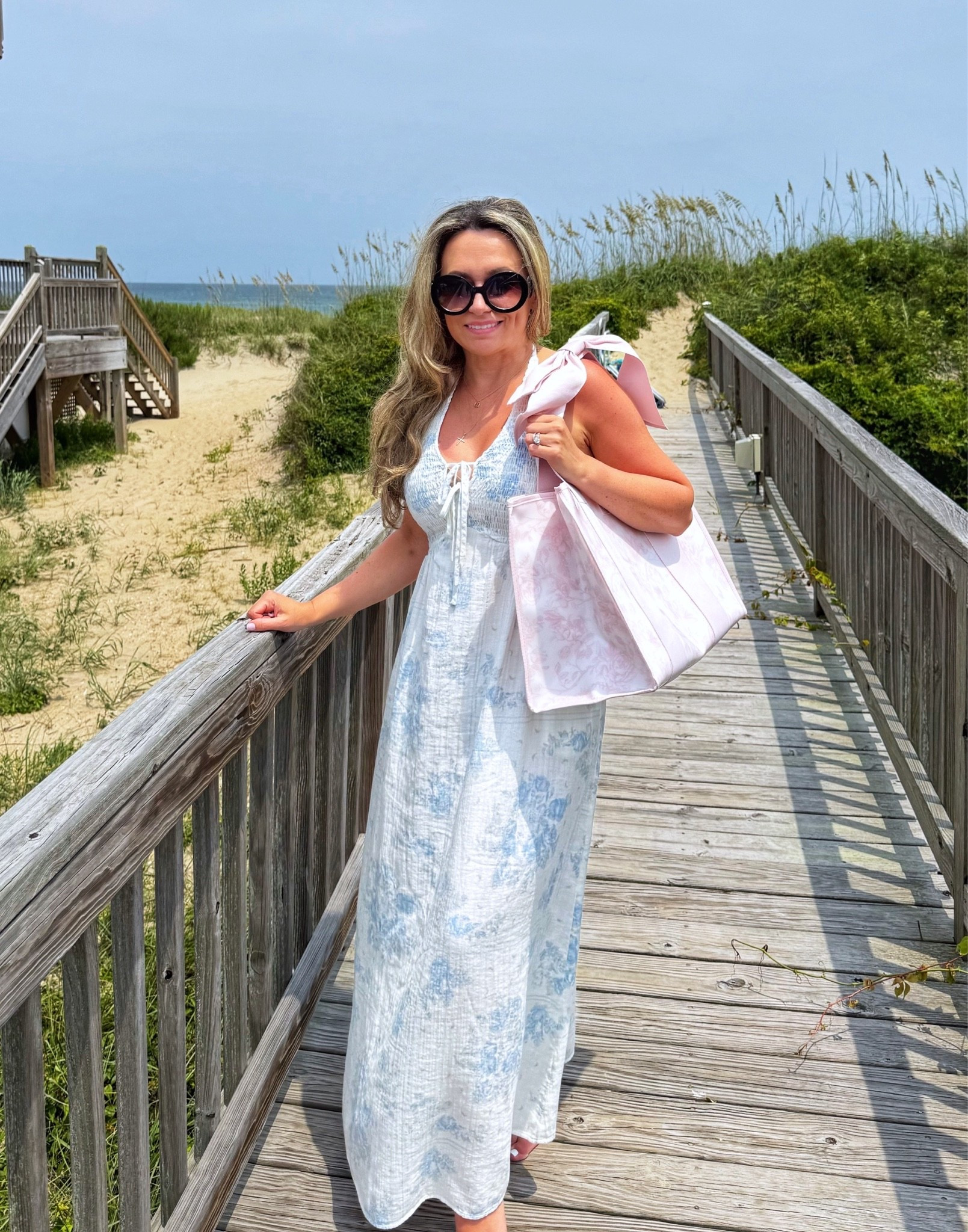 Beach dress, affordable Target dress, Target find, beach tote, beach bag, pool bag

#LTKootd #LTKgrwm #LTKSwim