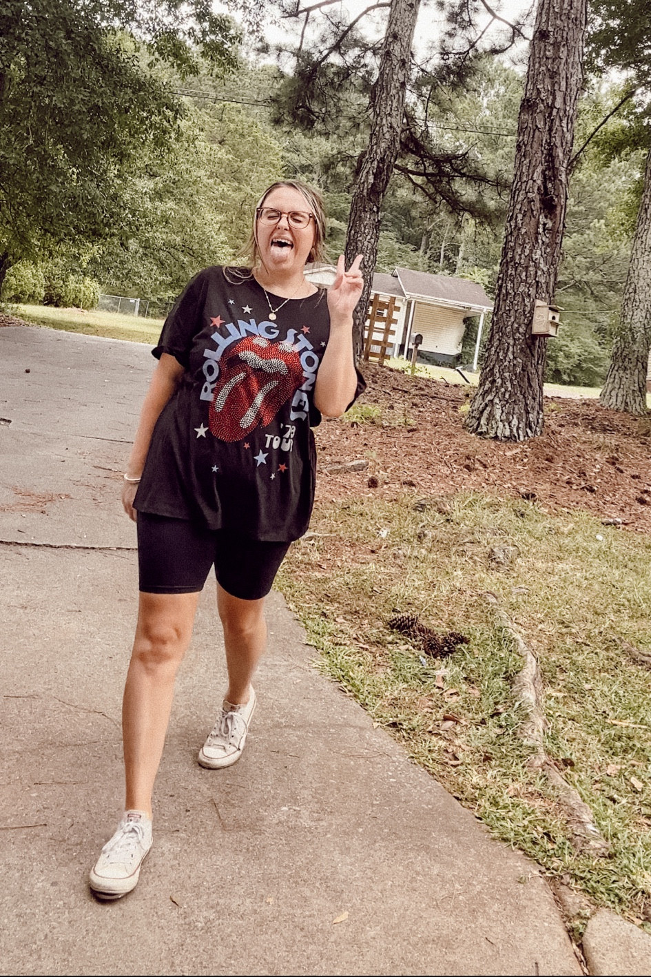 tee is from walmart but I can’t find it online - linked some other options

#LTKSeasonal #LTKFindsUnder50 #LTKMidsize