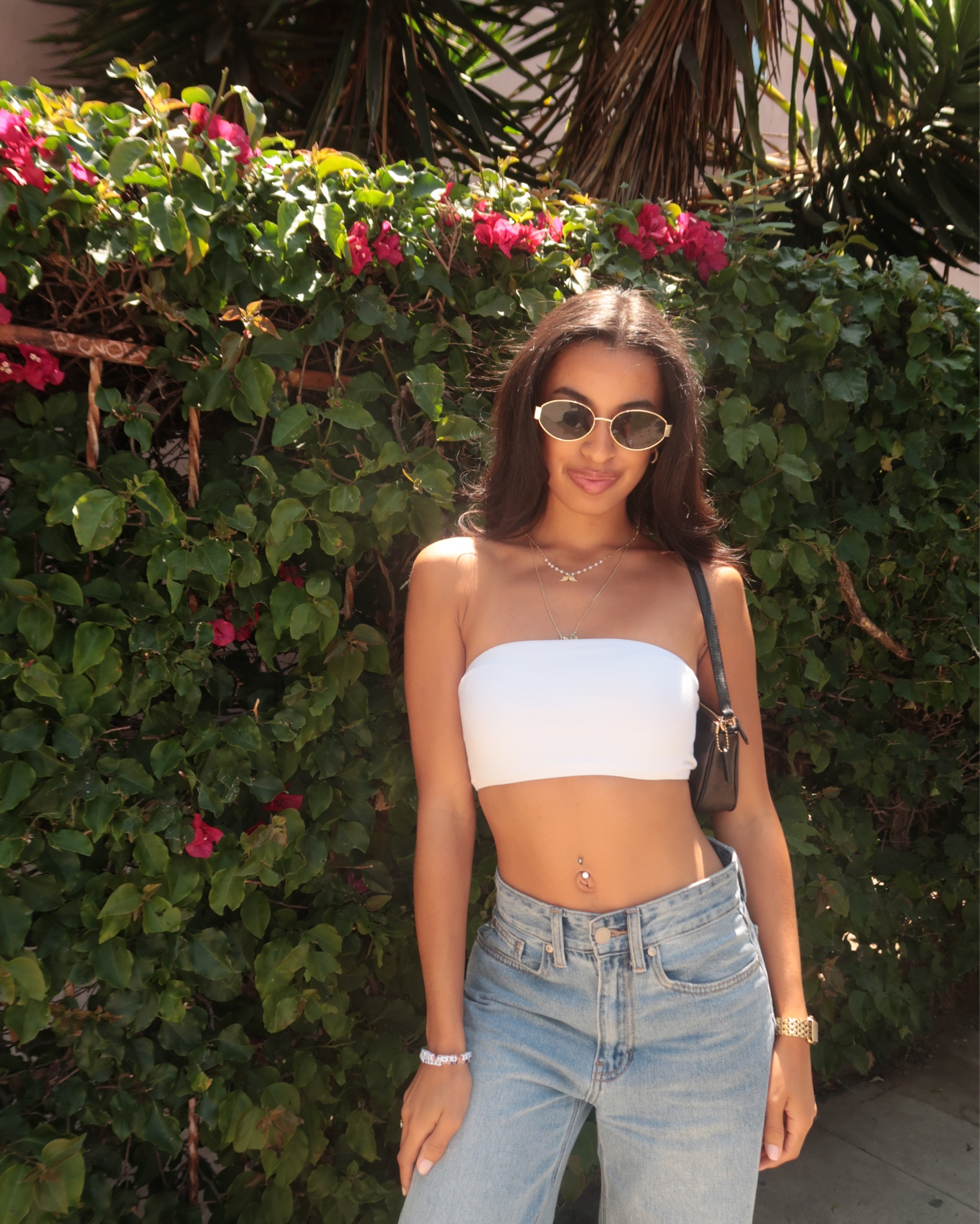 Outfit ideas, outfit Inspo, BDG jeans, BDJ jeans, lulus, lulus jeans, bandeau, white bandeau, strapless top, tupe top, white top, coach purse, shoulder purse, sunglasses, sojos, Amazon finds, free people

#LTKFindsUnder100 #LTKStyleTip #LTKSaleAlert