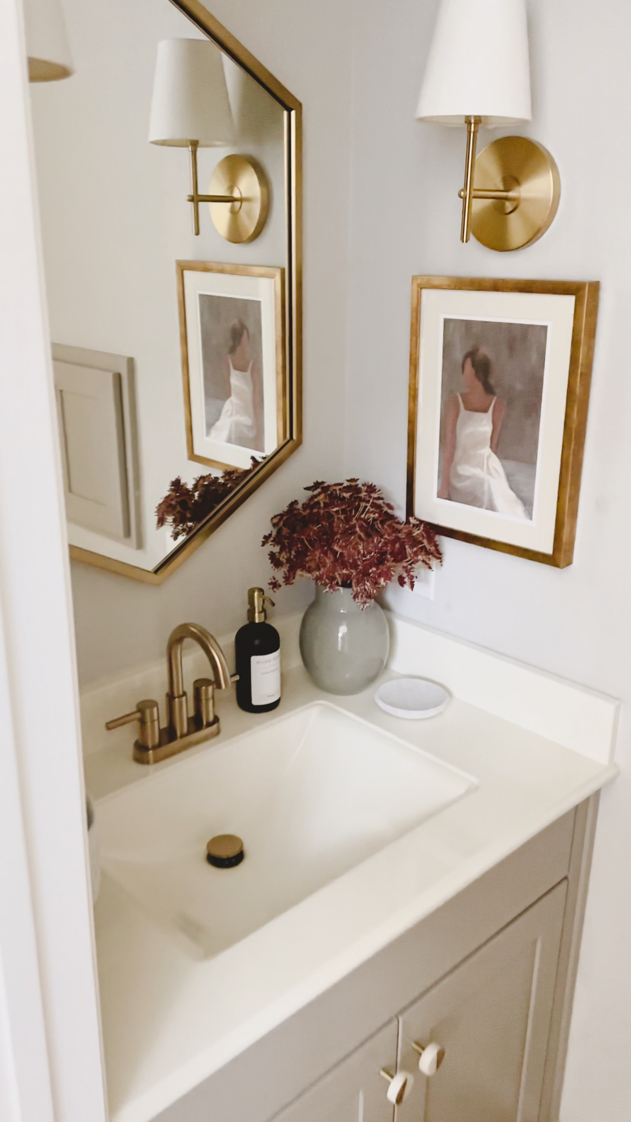 Small bathroom accessories 

#LTKhome #LTKFind #LTKSeasonal