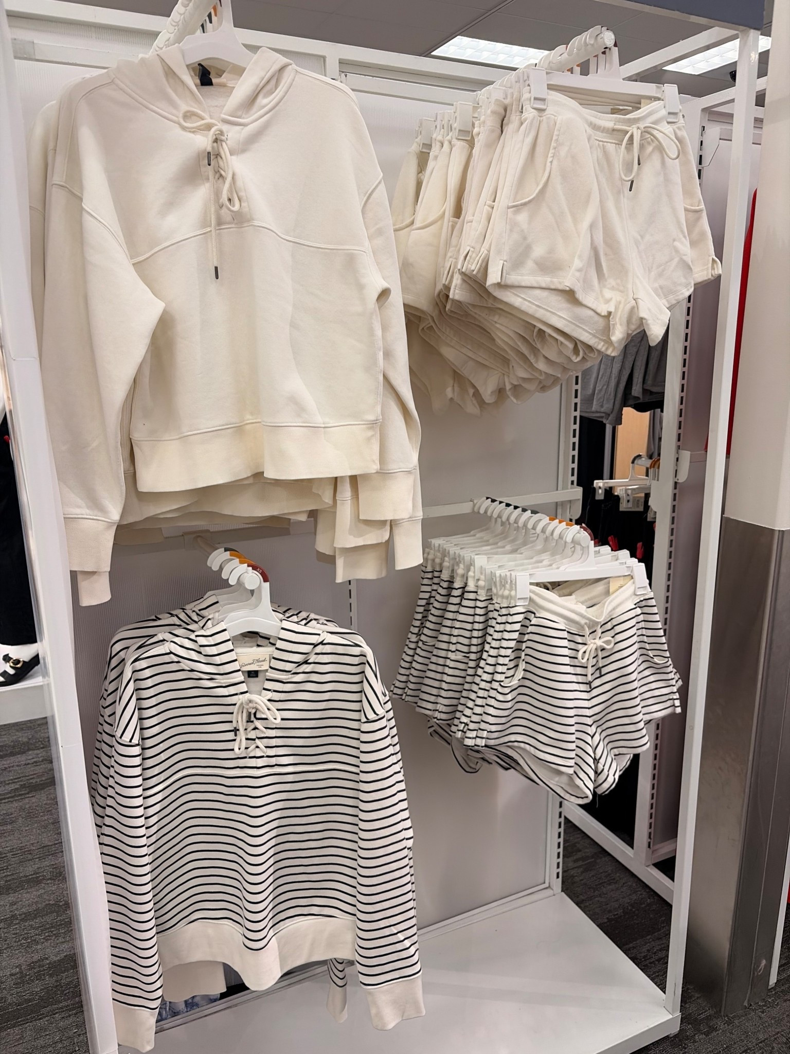 Save $10 Off $40 women’s clothing & shoes with Target Circle!🎯🤩 Cute matching sets for spring!!😍 










#LTKSaleAlert #LTKTravel #LTKmomlife