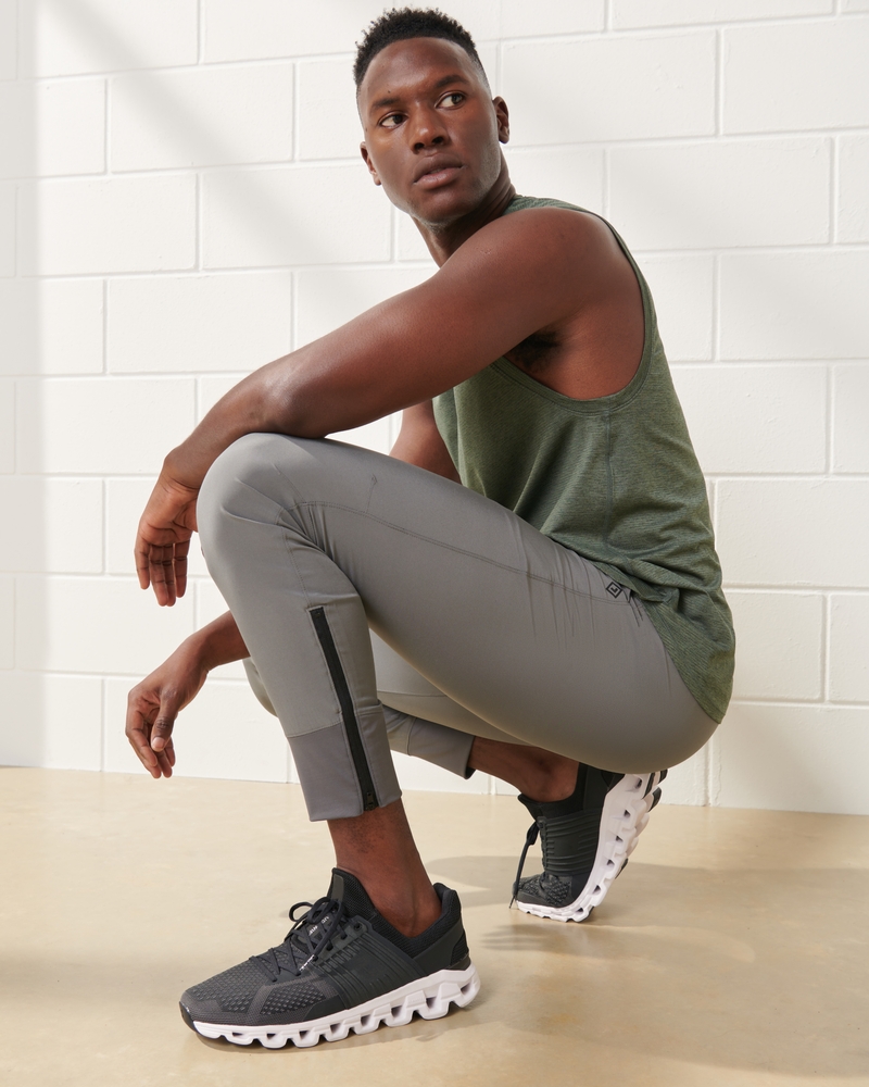 YPB motionTEK Training Joggers | Abercrombie & Fitch (US)