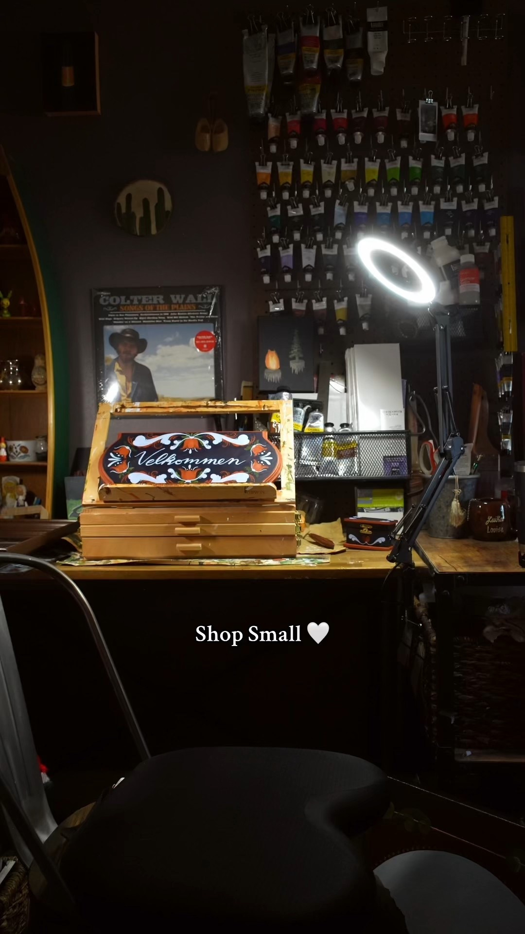 Shop Small rosemaling Scandinavian folk art mugs, tote bags, tea towels, and mugs 🎄

#uniquegifts

#LTKCyberWeek #LTKHoliday #LTKGiftGuide