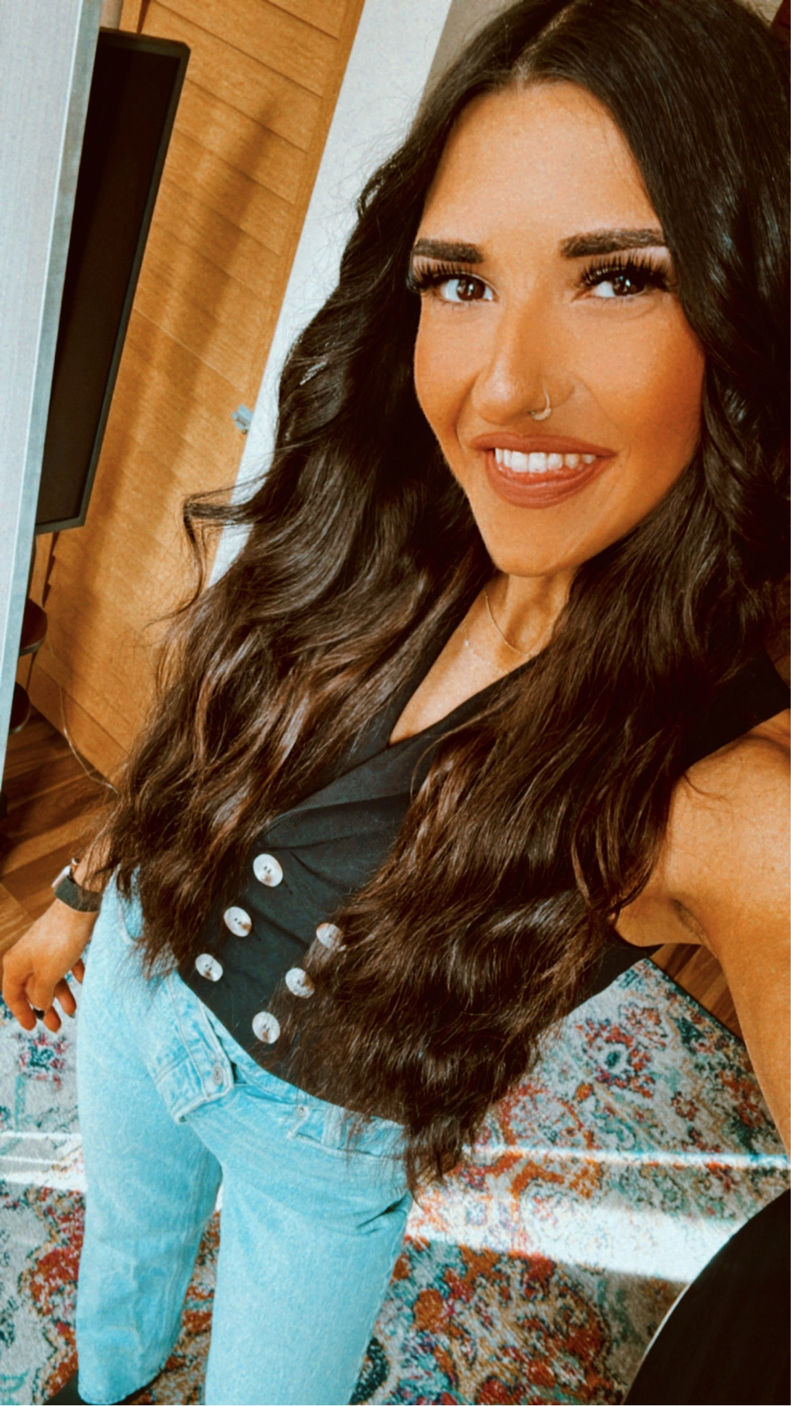 The vest comes as a set with pants! Very versatile. Size XS in set, 24S in jeans 

Paired this with an oversized leather jacket to commute to work in :)

#LTKfindsunder100 #LTKworkwear #LTKsalealert