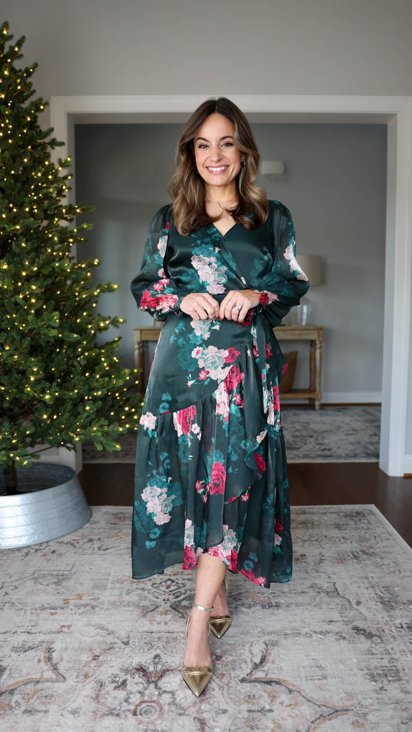An under $60 dress perfect for fall and the holidays ahead! 

I’m wearing the dress here in petite xs and would say it’s overall true to size. 

Also linking a few other petite-friendly finds from @kohls

 #ad #kohlspartner #kohlsfinds 

#LTKPetite #LTKHoliday